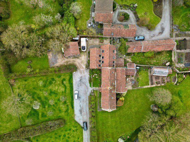 Property photo 2 of 29 Picture No. 29