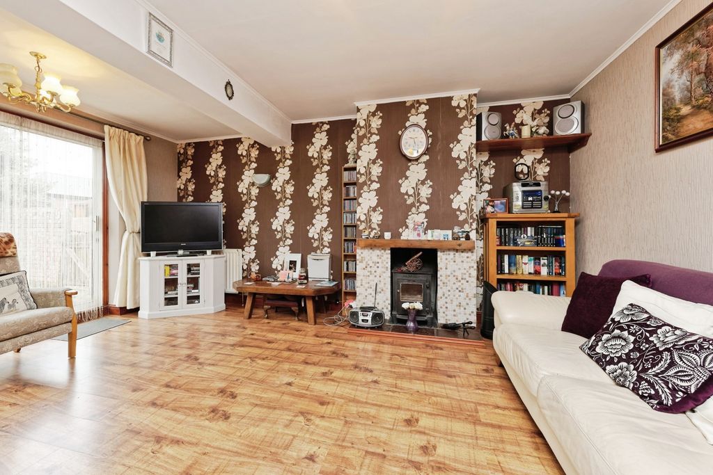 Additional image 5 of 3 bed semi-detached house for saleMinnis Road, Birchington, Kent CT7