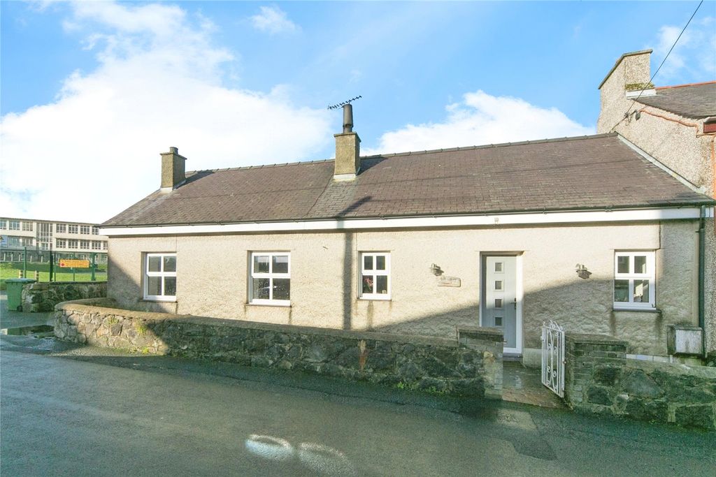 Property photo 1 of 41 Picture No. 45