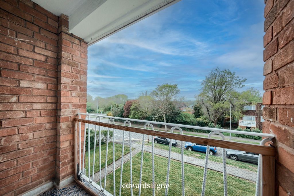 Property photo 3 of 14