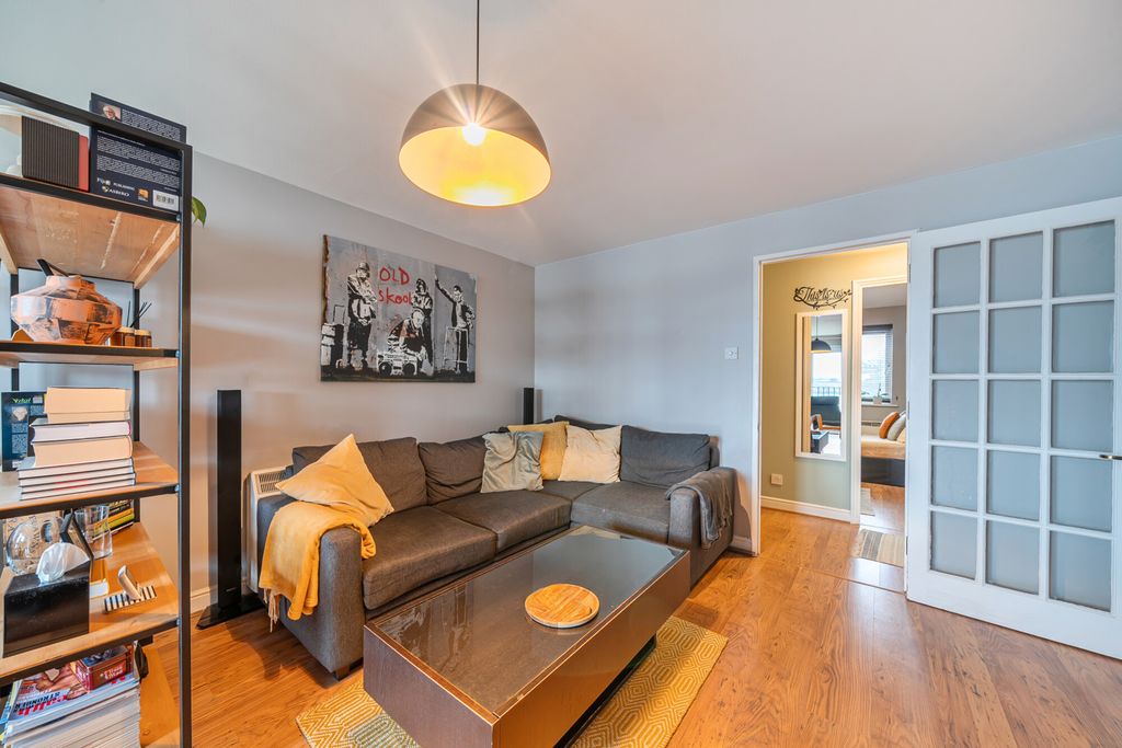 Property photo 3 of 13 Living Room