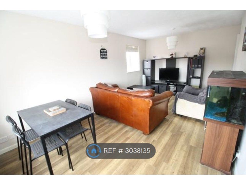 Property photo 2 of 5