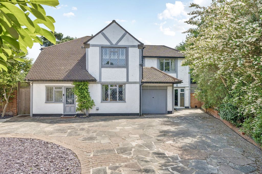 Property photo 1 of 20 External