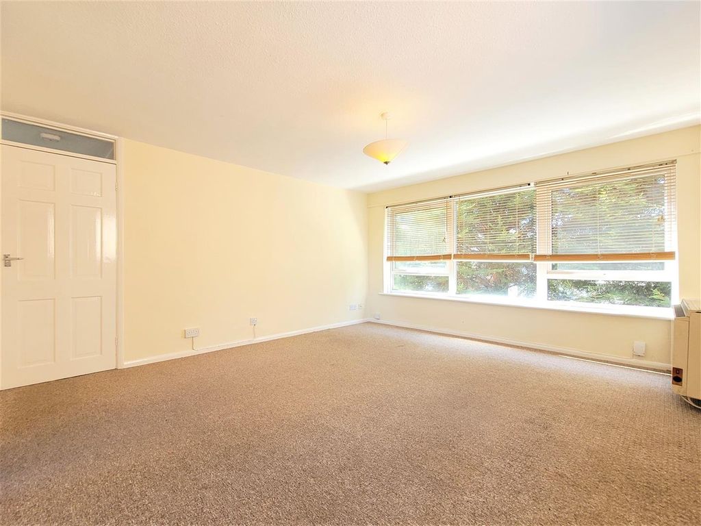 Property photo 3 of 9 Picture No. 08