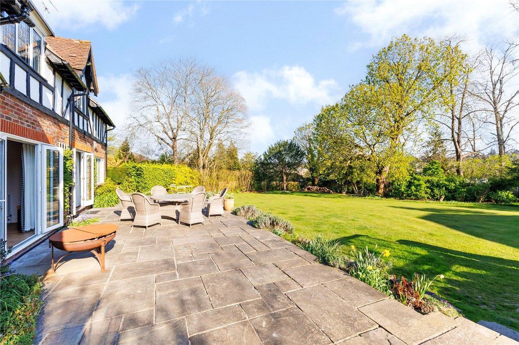 Property photo 3 of 20 Patio