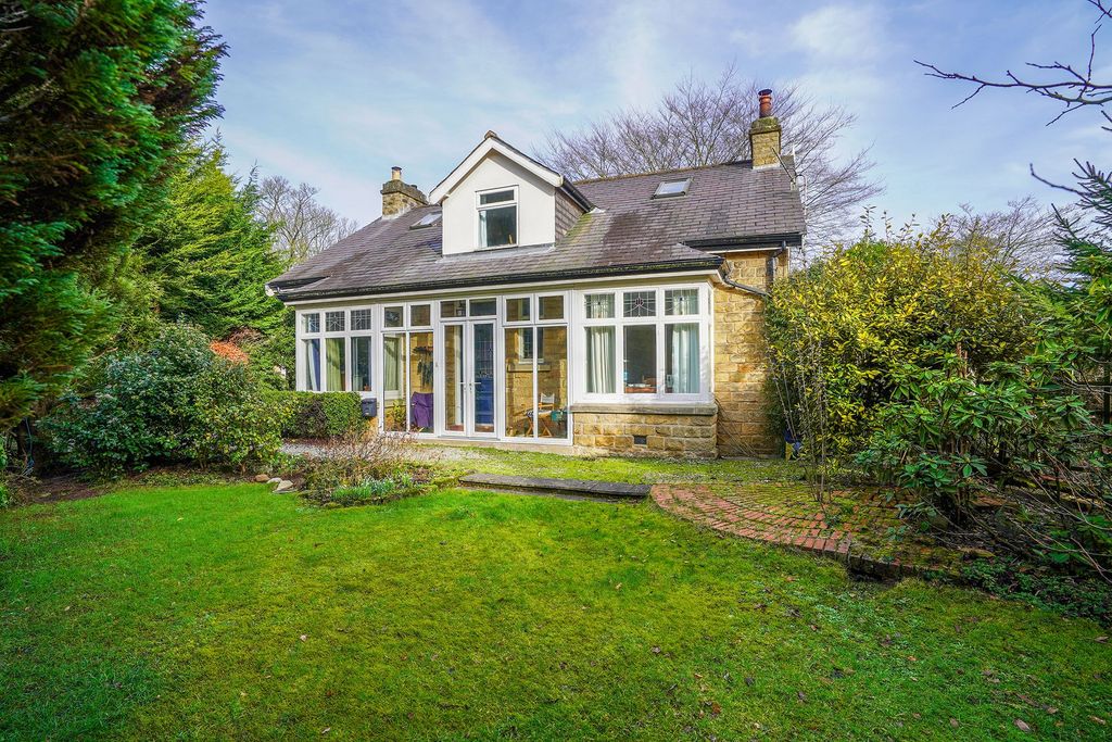 Property photo 1 of 24