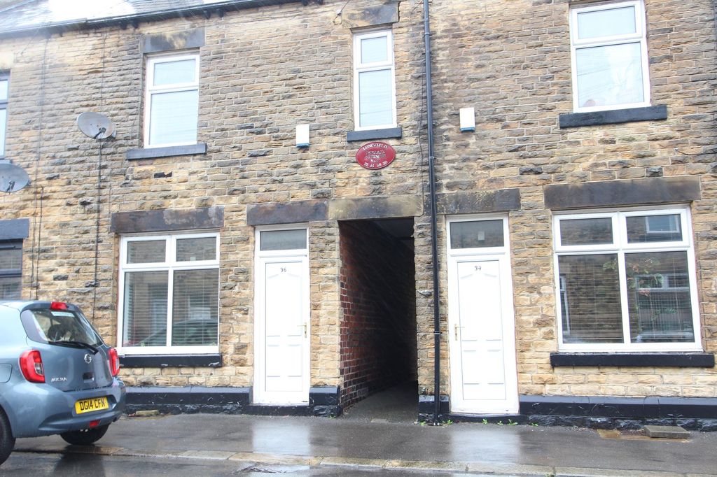 Property photo 1 of 6