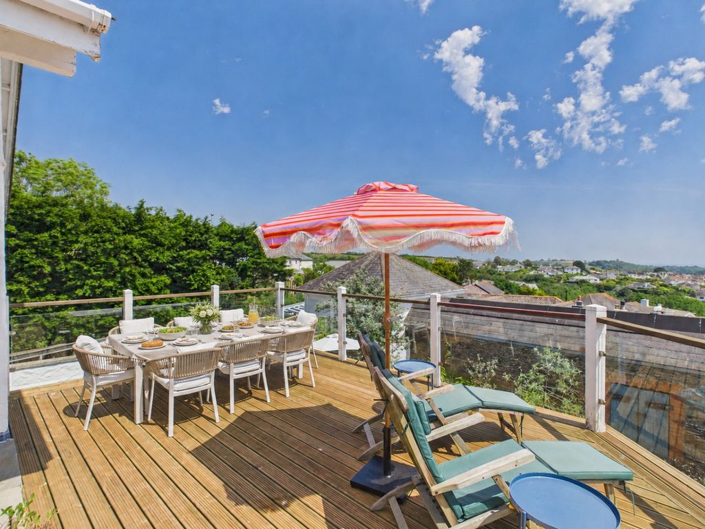 Property photo 3 of 31 3721585