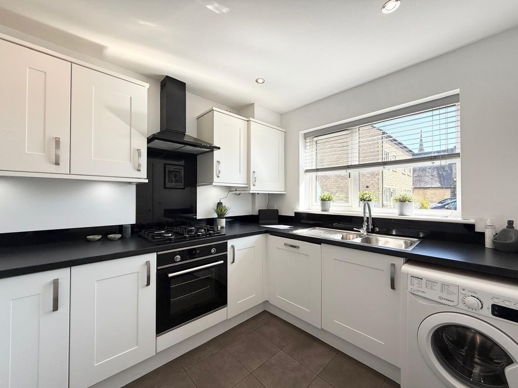 Property photo 3 of 17 Picture No. 13