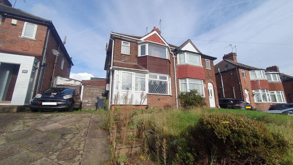 Property photo 2 of 21