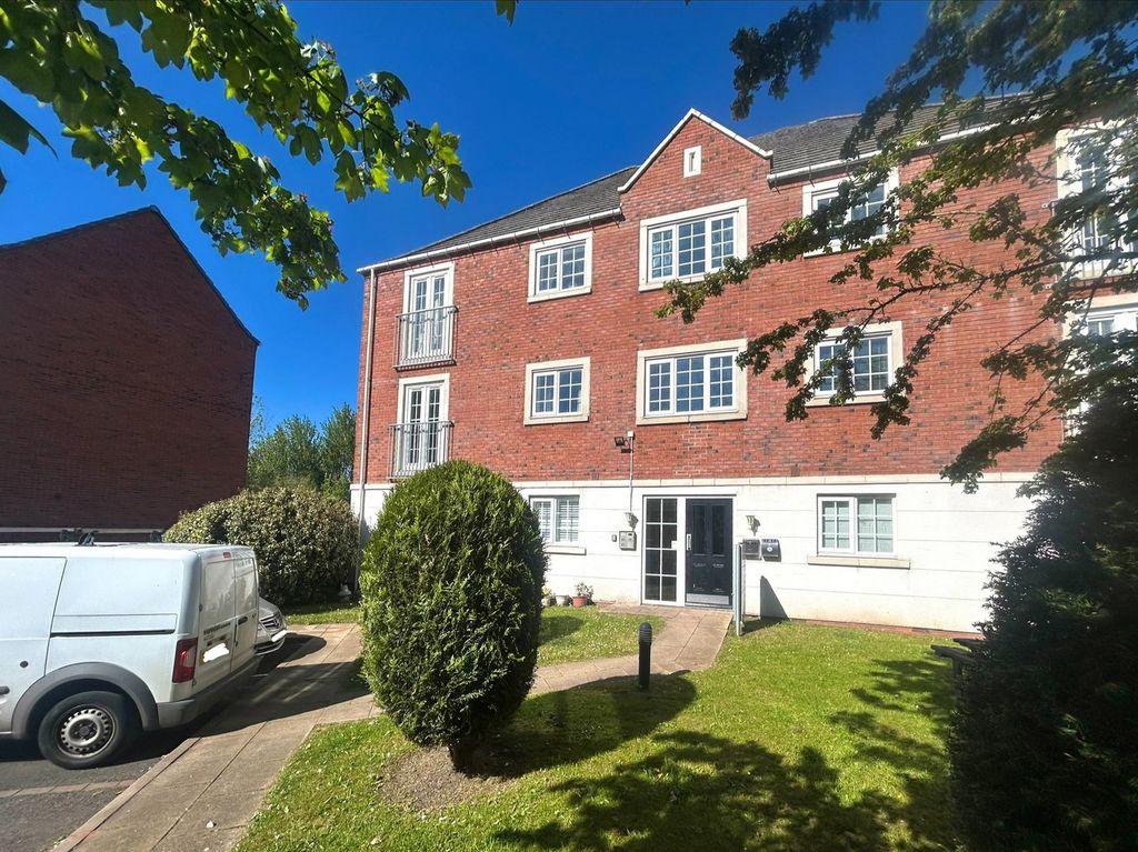 Property photo 1 of 8