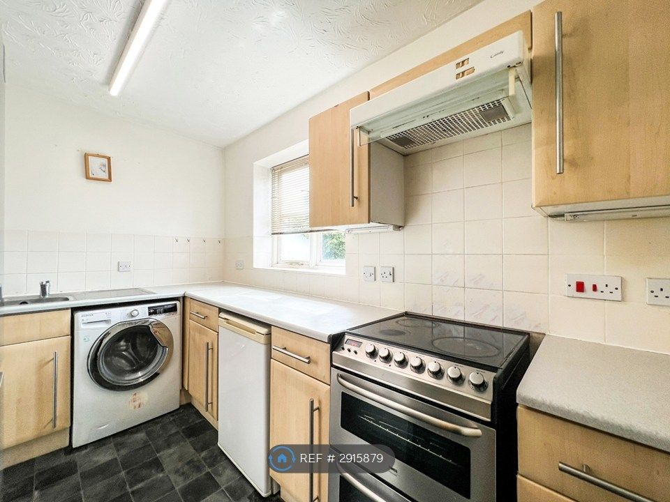 Property photo 3 of 4