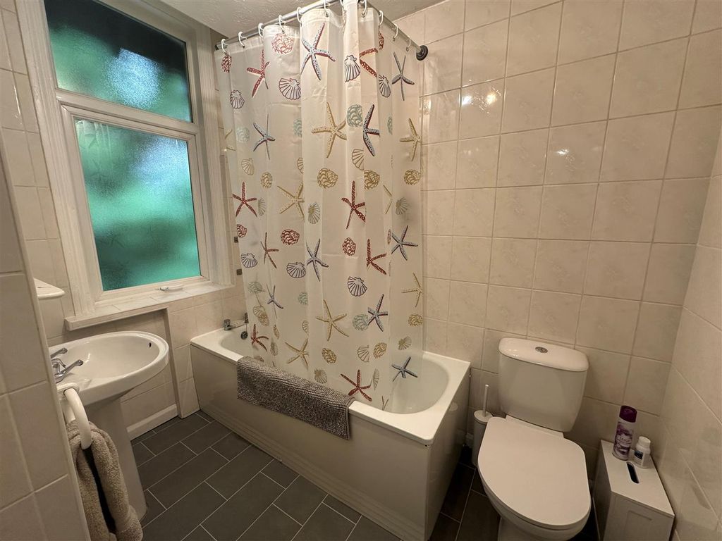 Property photo 3 of 10 13.Jpg