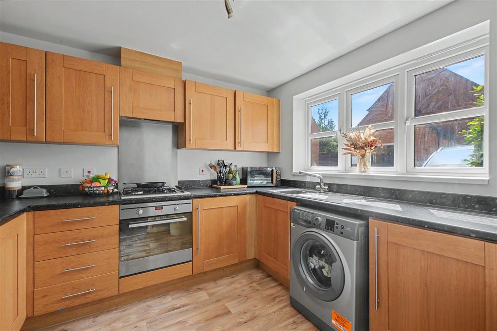 Property photo 3 of 18 Kitchen_1.Jpeg