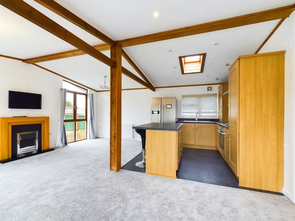 Property photo 3 of 18 Open Plan