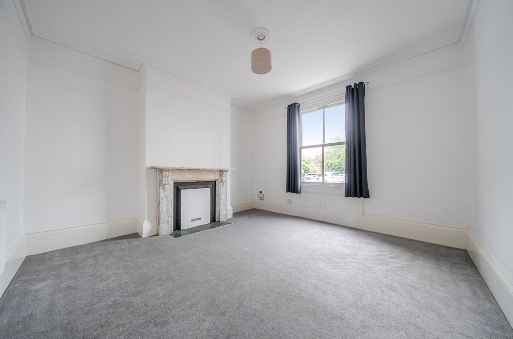 Property photo 3 of 22 1458564-1-6A047F8...