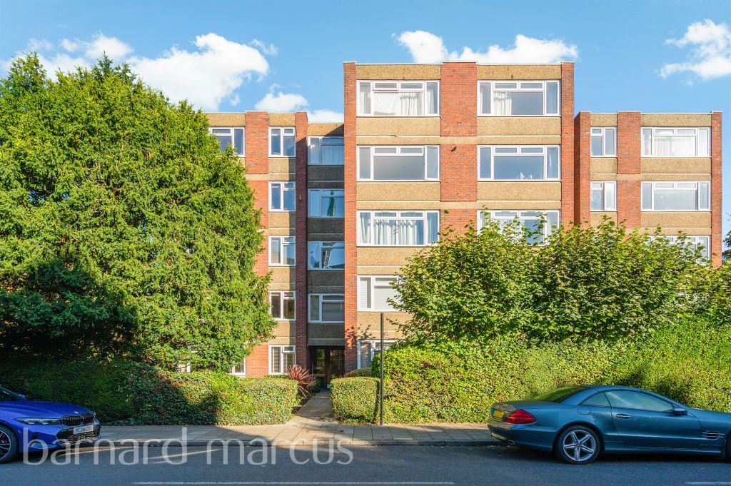 Property photo 3 of 17