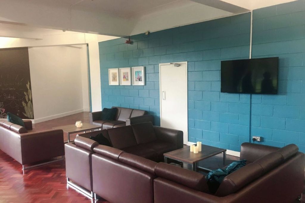 Property photo 2 of 5