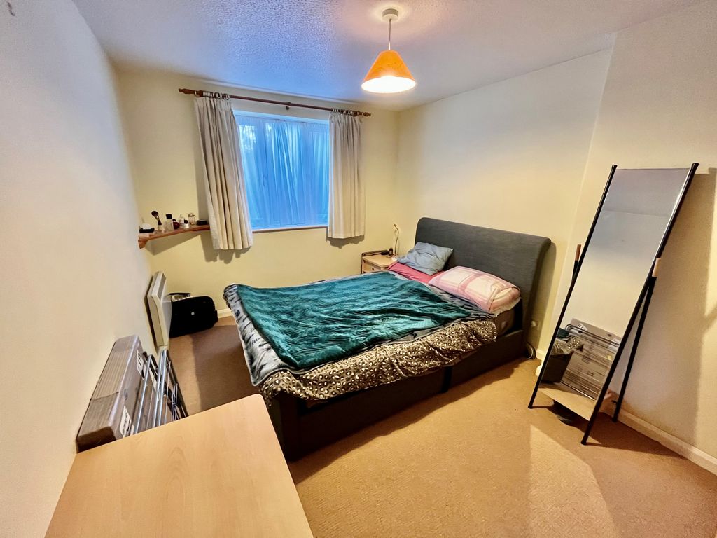 Property photo 2 of 6
