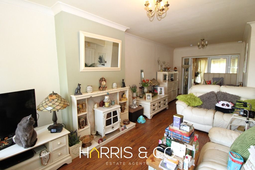 Property photo 3 of 11 Propertyimages