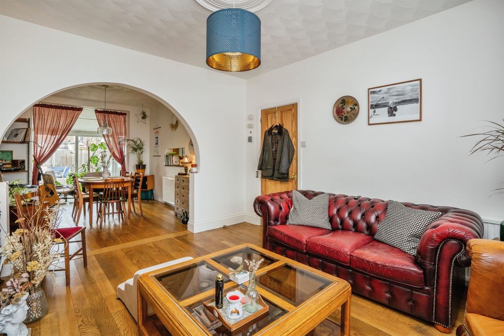 Property photo 2 of 17