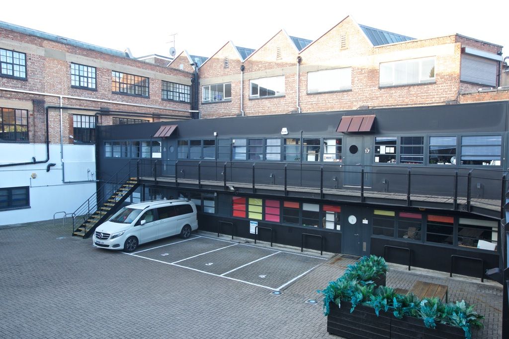 Property photo 3 of 6 Photo 2