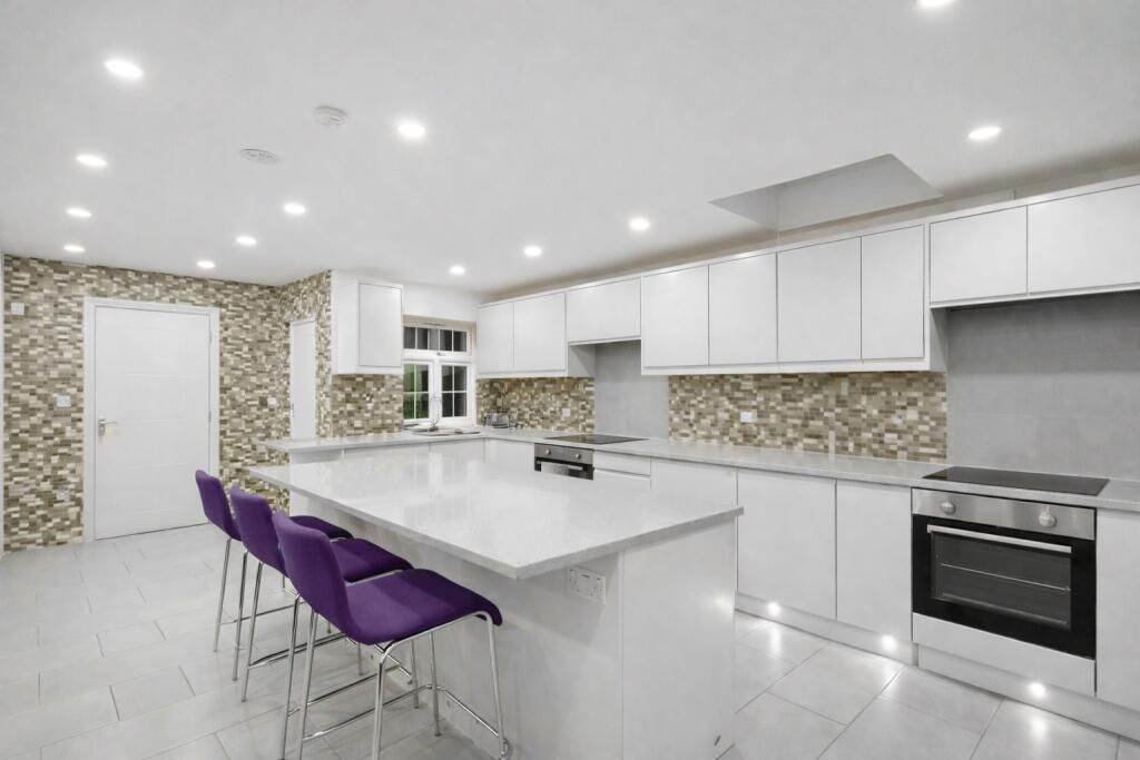 Property photo 3 of 6 A22877Be95B4E84Bd1B0B7Bd8Fc823c7.Jpeg