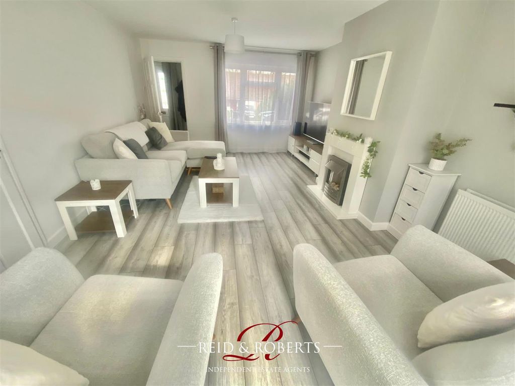 Property photo 3 of 12 3.Jpg