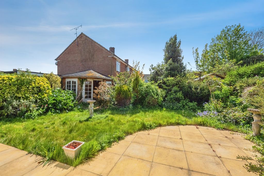 Property photo 2 of 10