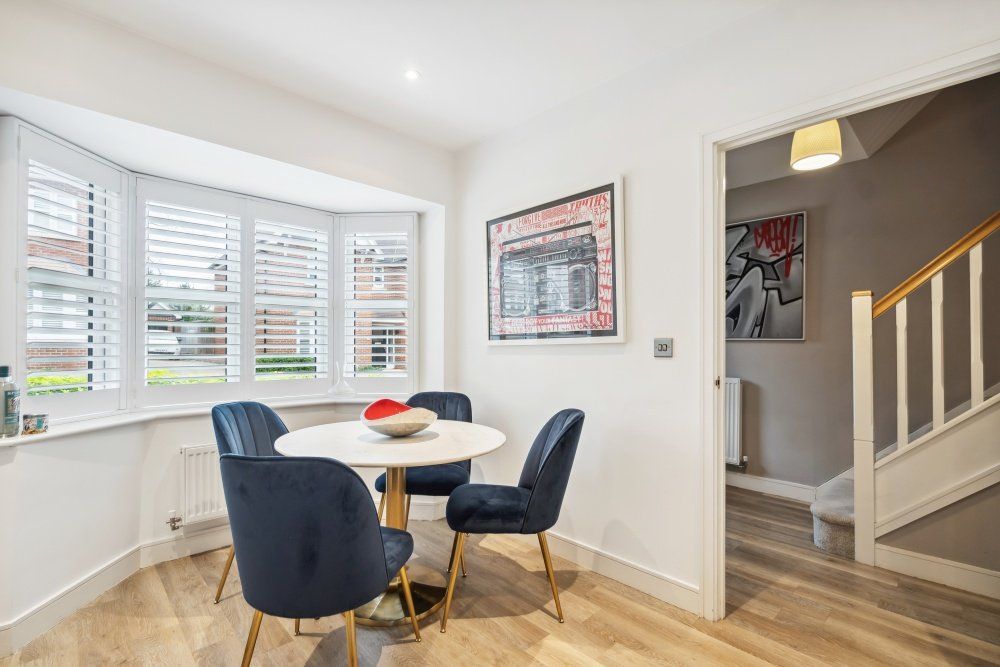 Property photo 3 of 22 Dining Area