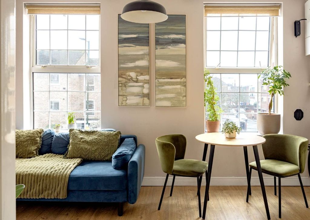 Property photo 2 of 7