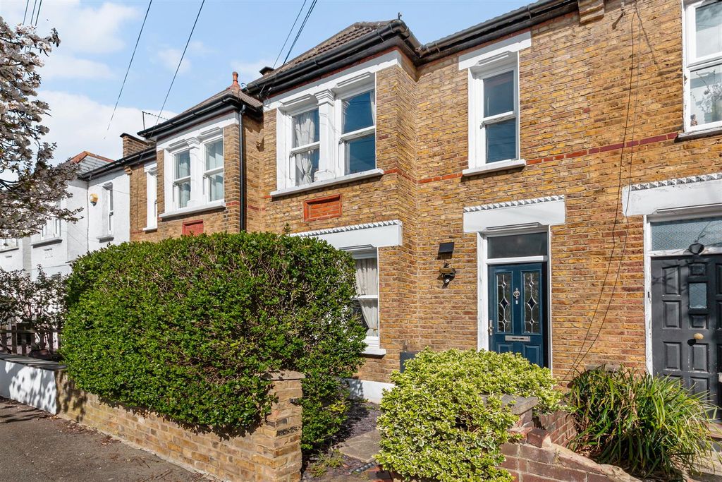 Property photo 1 of 13 External