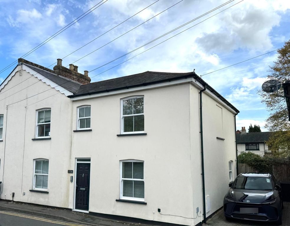 Property photo 1 of 13 Front