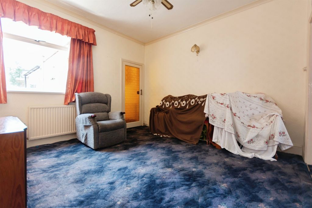 Property photo 3 of 26