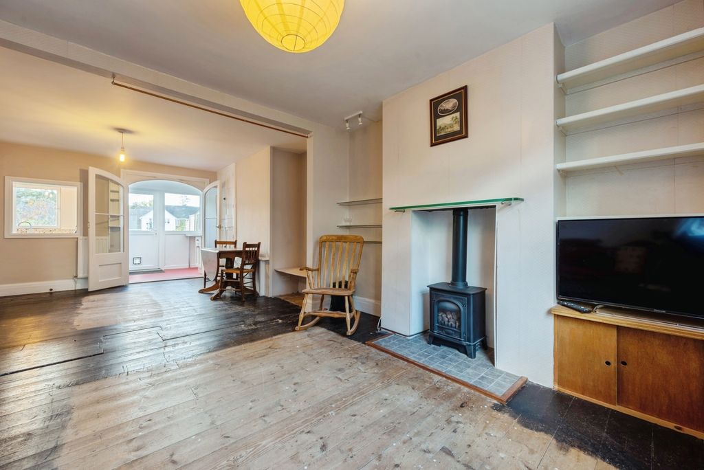 Property photo 2 of 15 Photo