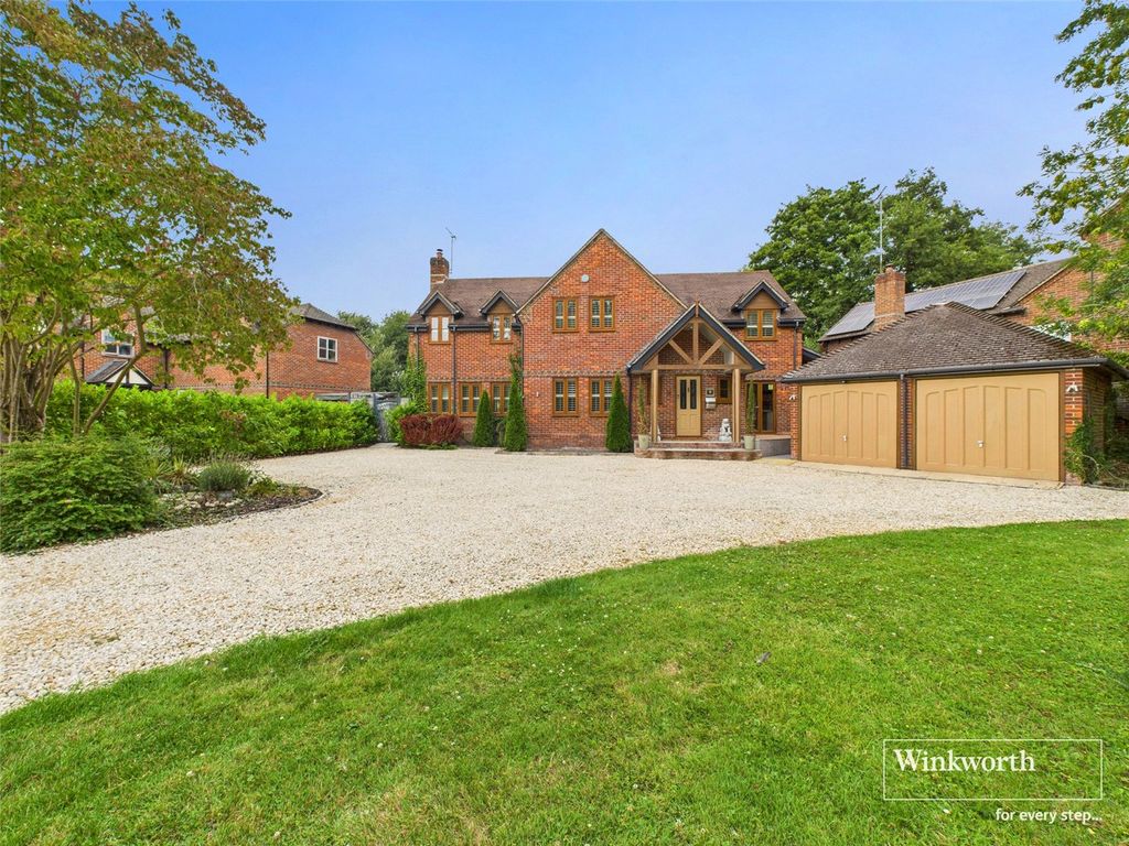 Property photo 1 of 43 Picture No. 20