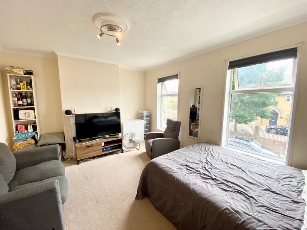 Property photo 2 of 8 Photo-2023-08-12-10-43-15