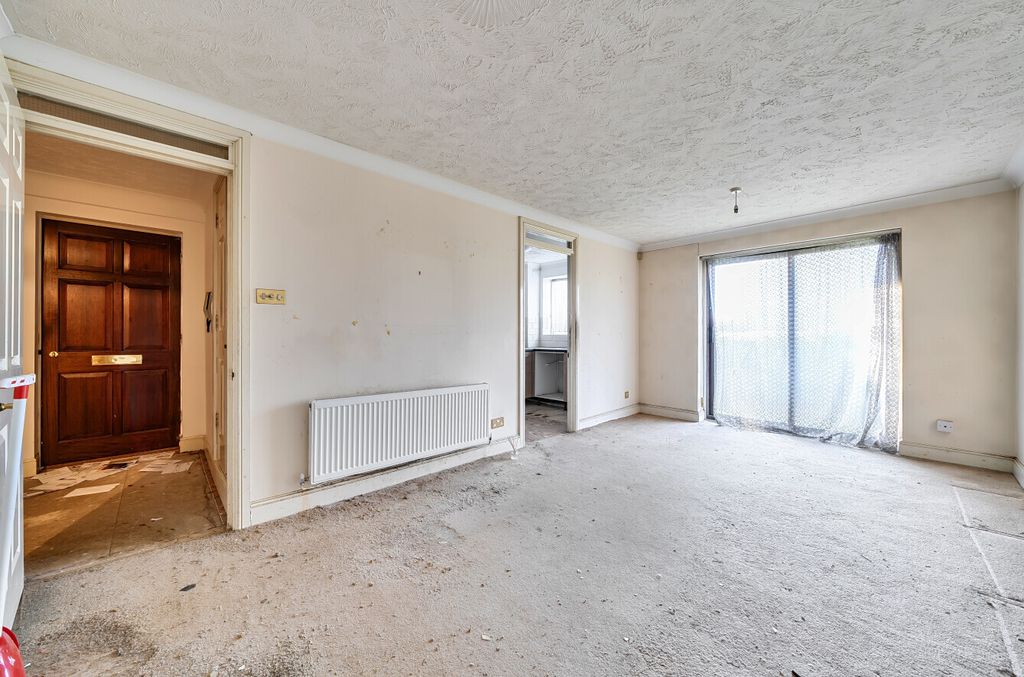 Property photo 3 of 13 Picture No. 11