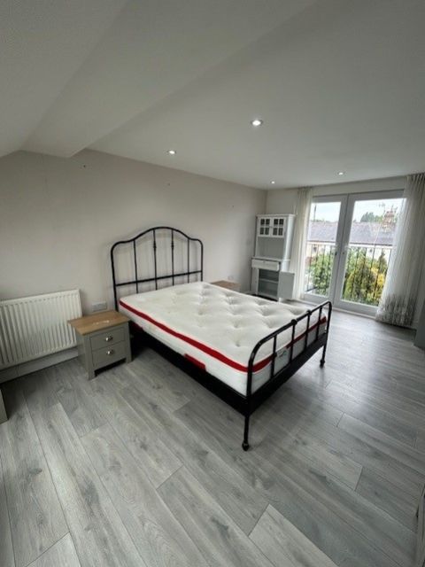 Property photo 3 of 6 4