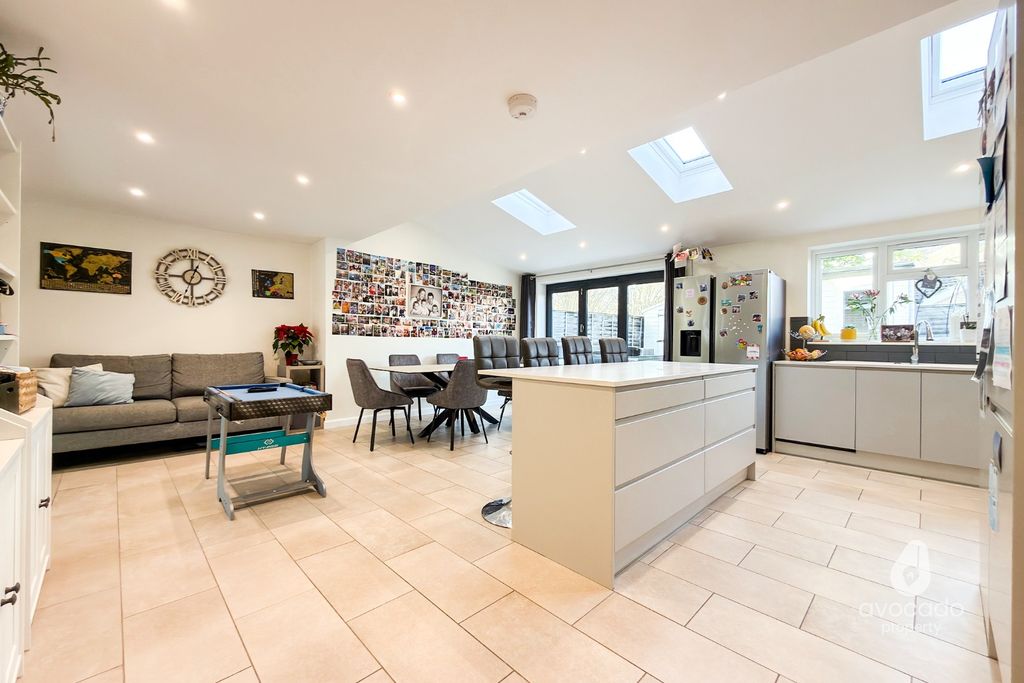 Property photo 3 of 19 3514566