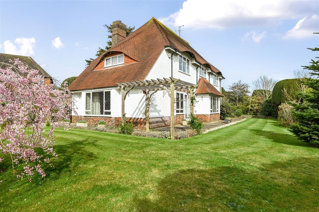 Property photo 1 of 36