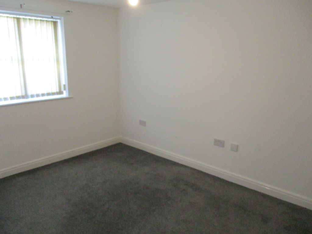 Property photo 3 of 11 Photo