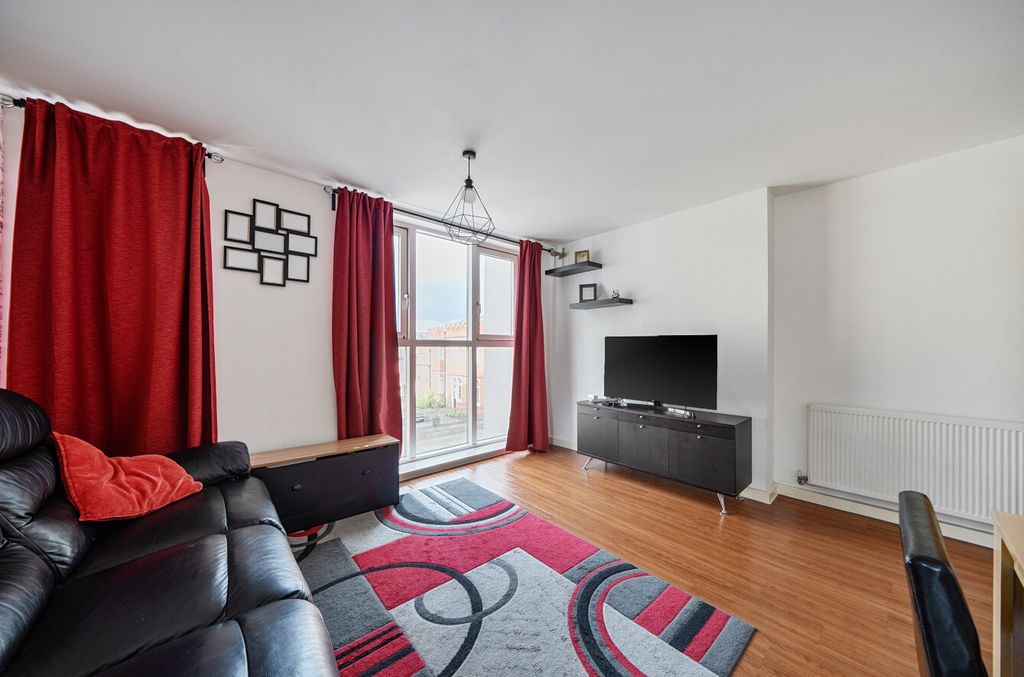 Property photo 2 of 16 1407204-4-698c8c0Bb4F82