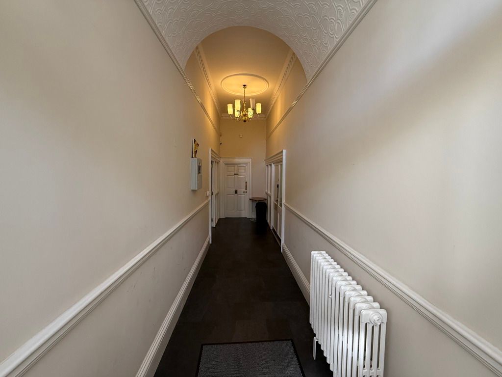 Property photo 3 of 10 Photo 2