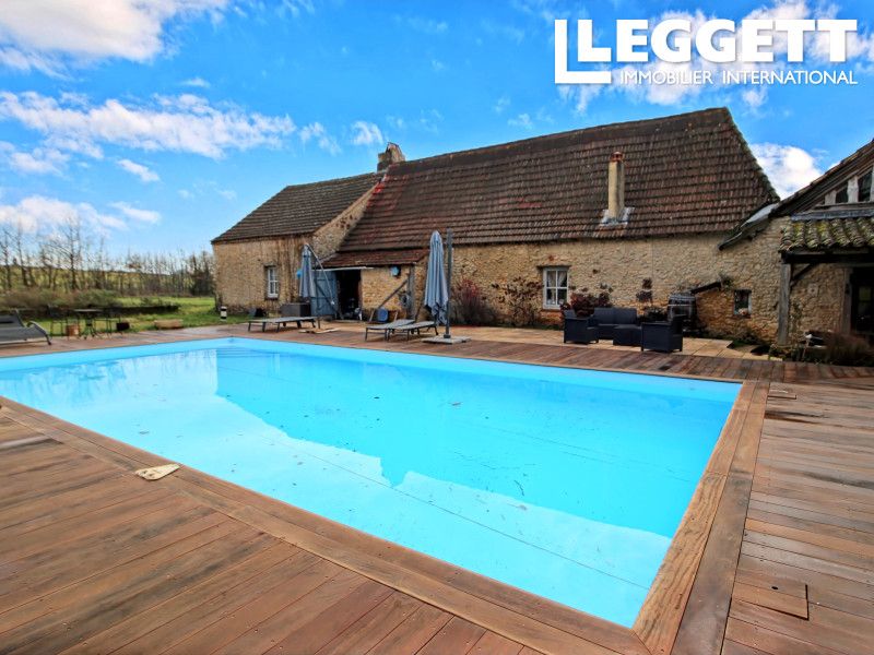 Property photo 2 of 10