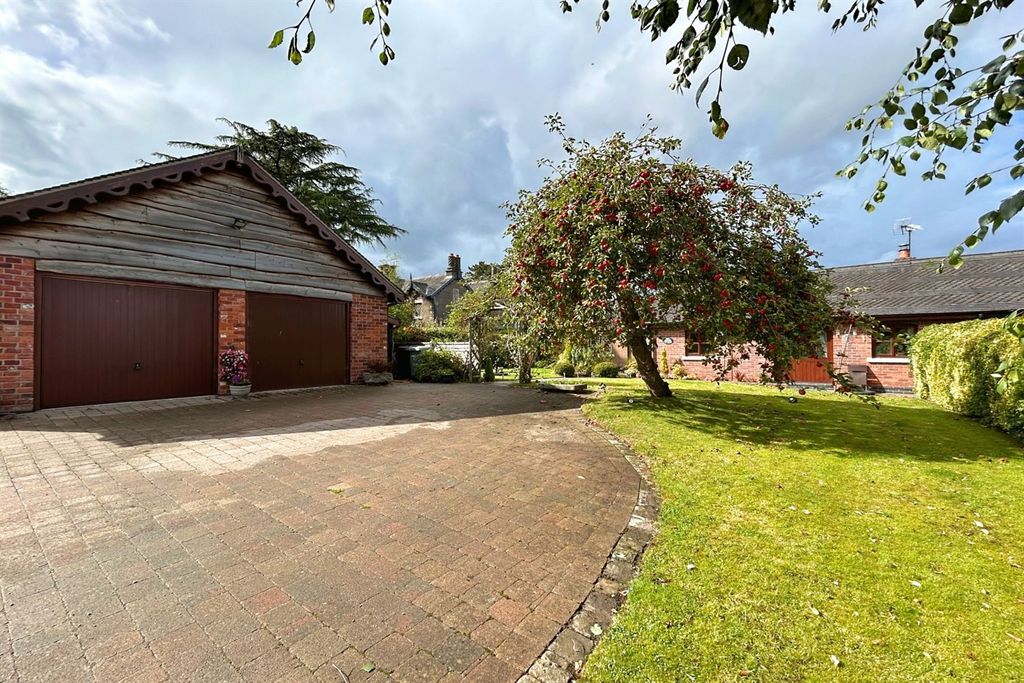 Property photo 1 of 18 (Main)