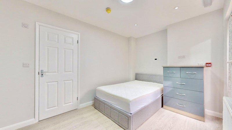 Property photo 3 of 6 Picture No. 04