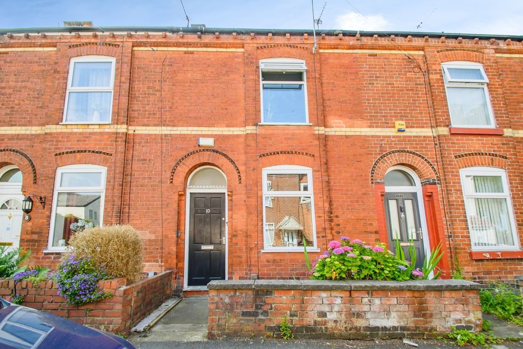 Property photo 1 of 20 Front