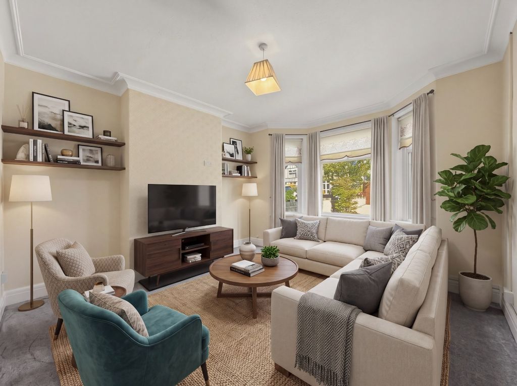 Property photo 2 of 26 5287515