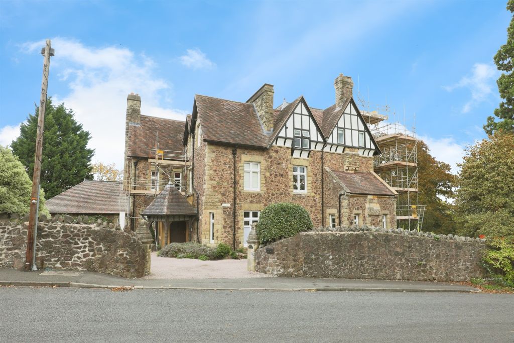 Property photo 1 of 27